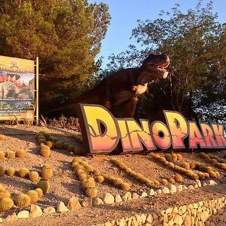 아파트 Cometa Center