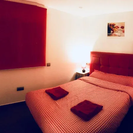 Cometa Center Apartament *